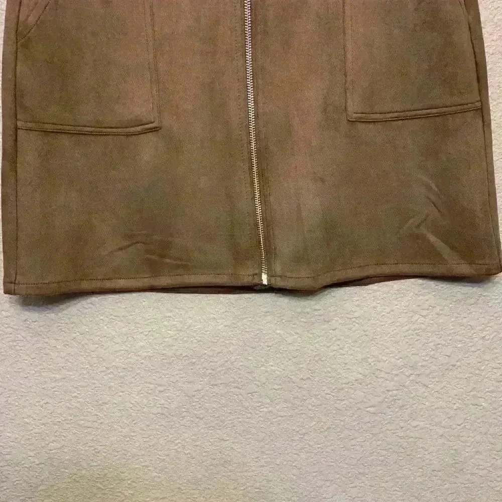 Maurice’s tan faux suede mini skirt sz 4 fall winter zipper pencil career office - Picture 3 of 8